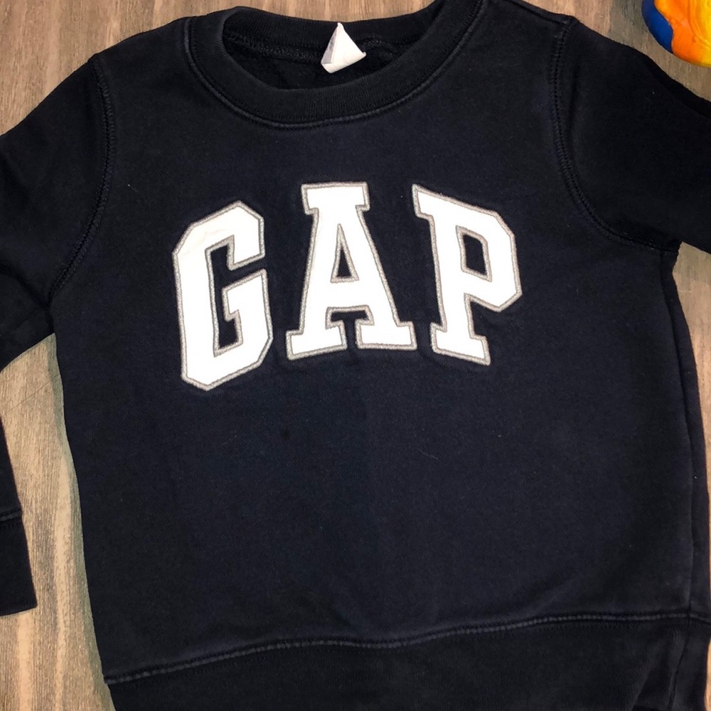 GAP Toddler Crew Neck
